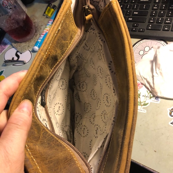 ▪️New! Myra Cowhide Leather Shoulder bag - Picture 3 of 3